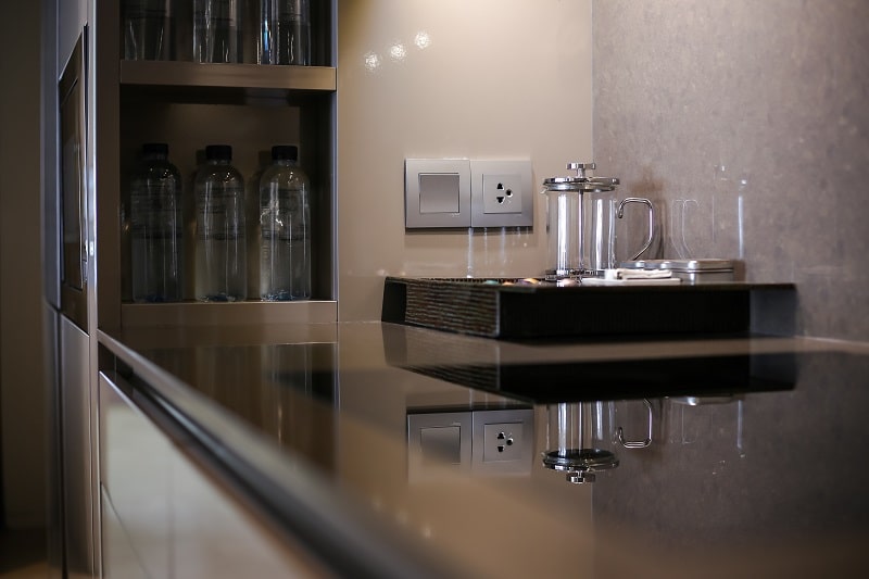 Blaty kompozytowe a domy inteligentne – czy można je zintegrować z nowoczesnymi technologiami?